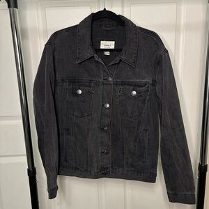 Forever 21 Black jean jacket